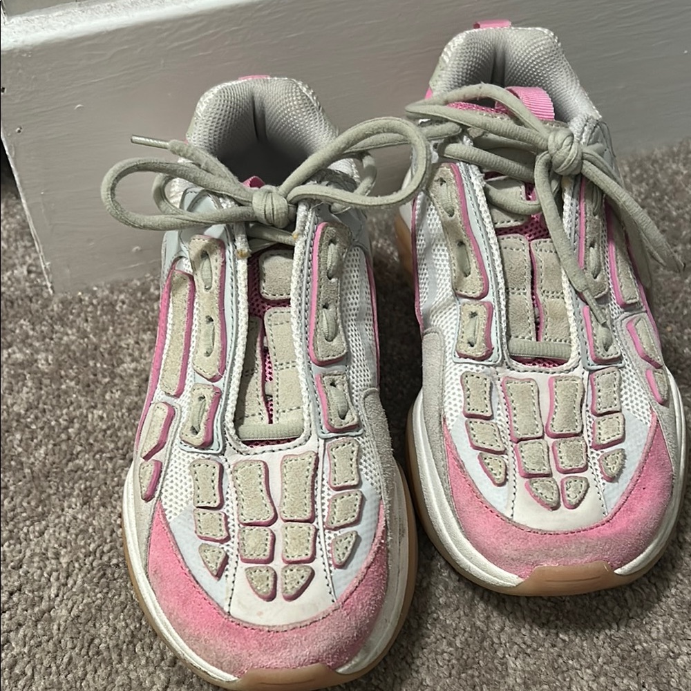 AMIRI Women's Sneakers in Pink and White